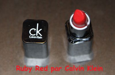 Ruby Red par Calvin Klein