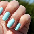 Mint candy Apple... de essie