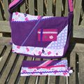 Sac besace et trousse assortie