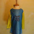 E375 : Tunique bleue papillon 60's T.14 ans