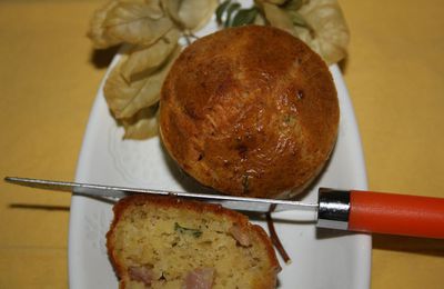 Petits Cakes aux 2 Olives, Jambon et Basilic