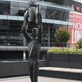 Arsenal dévoile la statue de Wenger devant l'Emirates Stadium !