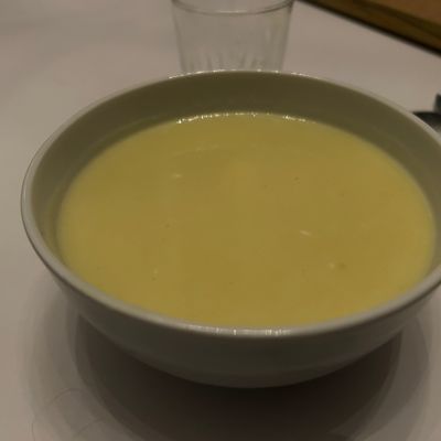 Soupe de chou-fleur au curry