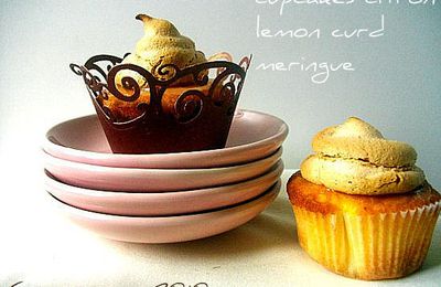 Cupcakes au citron , lemon curd et meringue ...