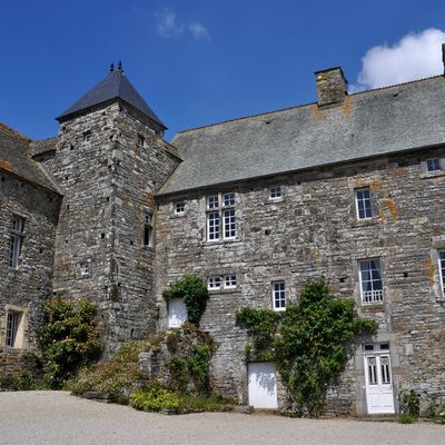 LE MANOIR DE BUNEHOU