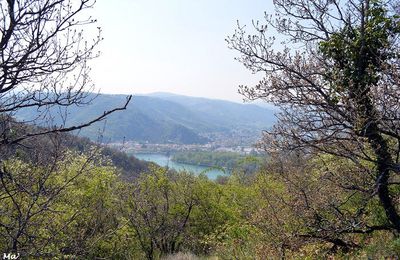 [Drôme] dominer la vallée du Rhône depuis le belvédère de Pierre-Aiguille