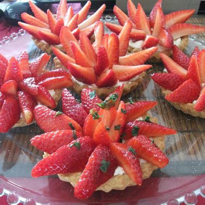 tartelette fraises citron vert et basilic