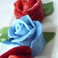 Roses colorées gateau chocolat