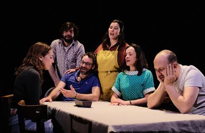 Grande Ourse : Sarfati tente d’user des étoiles pour faire revivre la mère – Théâtre 13 (Paris) 