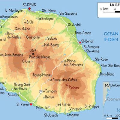  L'ÎLE de LA RÉUNION ou les aventures de Nicolas sur l'île intense