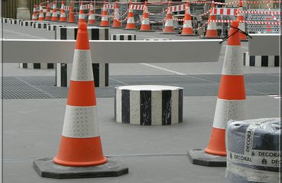 Les nouvelles colonnes de Buren