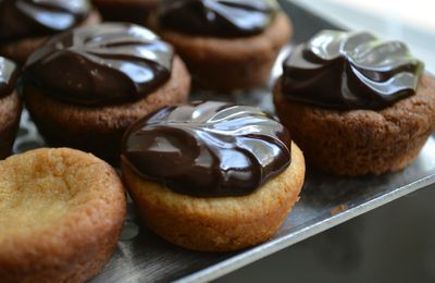 Petits sablés et chocolat fondant