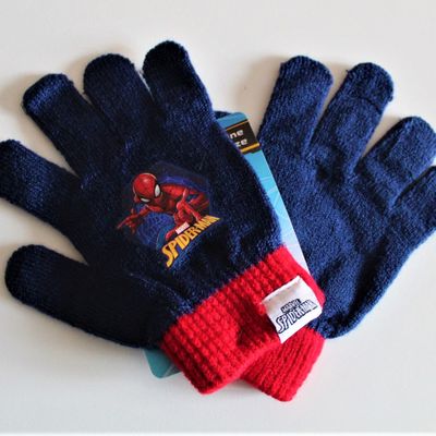 Accessoire du jour ⇒ Gants "Spiderman" 