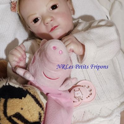 ASHLEY du Kit Realborn Ashley Awake de Bountiful Baby