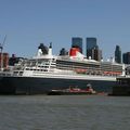 QUEEN MARY 2 a NEW-YORK Le 24 avril 2004..