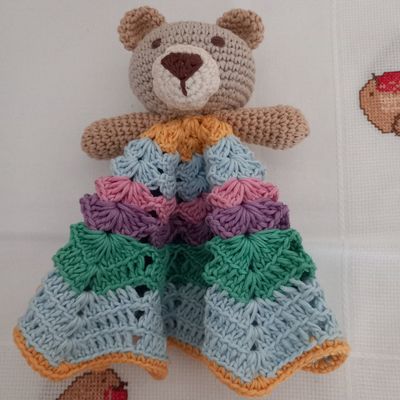 Couveture doudou pour offrir. Cadeau de naissance