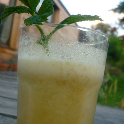 smoothie pêche abricot menthe