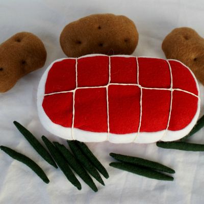 Un peu plus de légumes et de fruits pour ma dînette en feutrine 