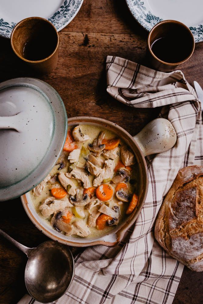 plat réconfortant, plat en sauce, carottes, recette hiver, champignons, facile, crème faiche, noix de muscade