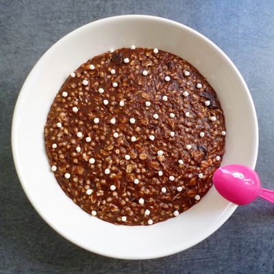 bowl cake chocolaté au muesli et aux crispies de riz (hyperprotéiné, végétarien, diététique, sans beurre-sucre, riche en fibres)