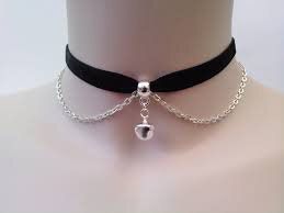 Un choker.Savannah