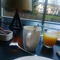 Petit déj à l'hotel de Bruxelle (Blandine)