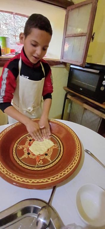 Nouvelle pâtisserie traditionnelle à l'atelier pâtisserie de jeudi à O.T. : les msemmen 