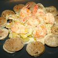 Boudin blanc truffé et gambas sur fondue de poireau à la crème