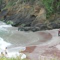 plage des sables rouges