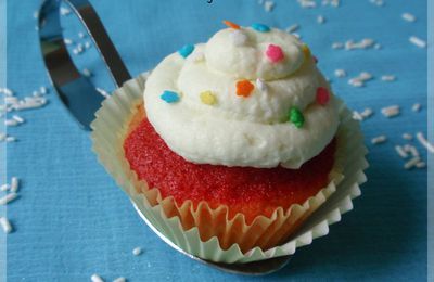Cupcakes rainbow saveur guimauve 