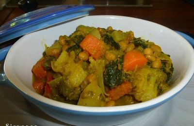 CURRY VEGETARIEN