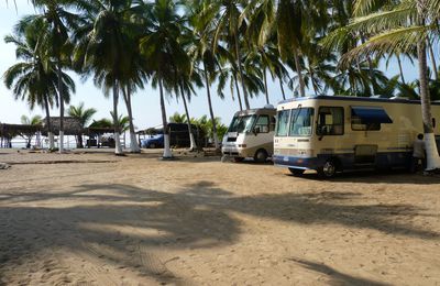 27 décembre 2010: De Puenta Perula à Barra de Navidad