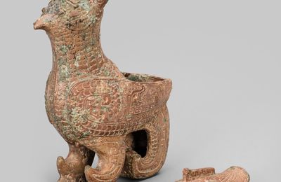 Bird-Shaped Container (zun), Late Shang dynasty (13th century–1046 B.C.)