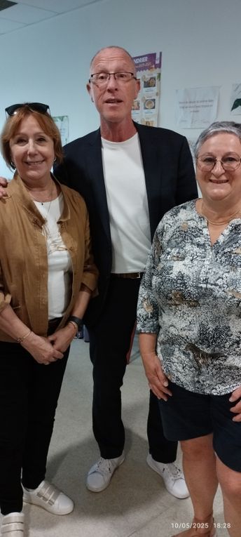 Un grand merci au maire de Tourmignies, Monsieur Alain Duchesne, et à ses deux piliers de l'organisation de ce salon : Maria et Chantal !