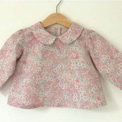 Brassière à col rond