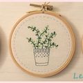 PETITES PLANTES BRODEES