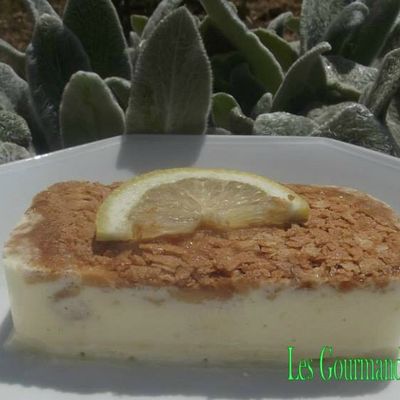 Surprenant glacé citron Pailleté feuilletine 