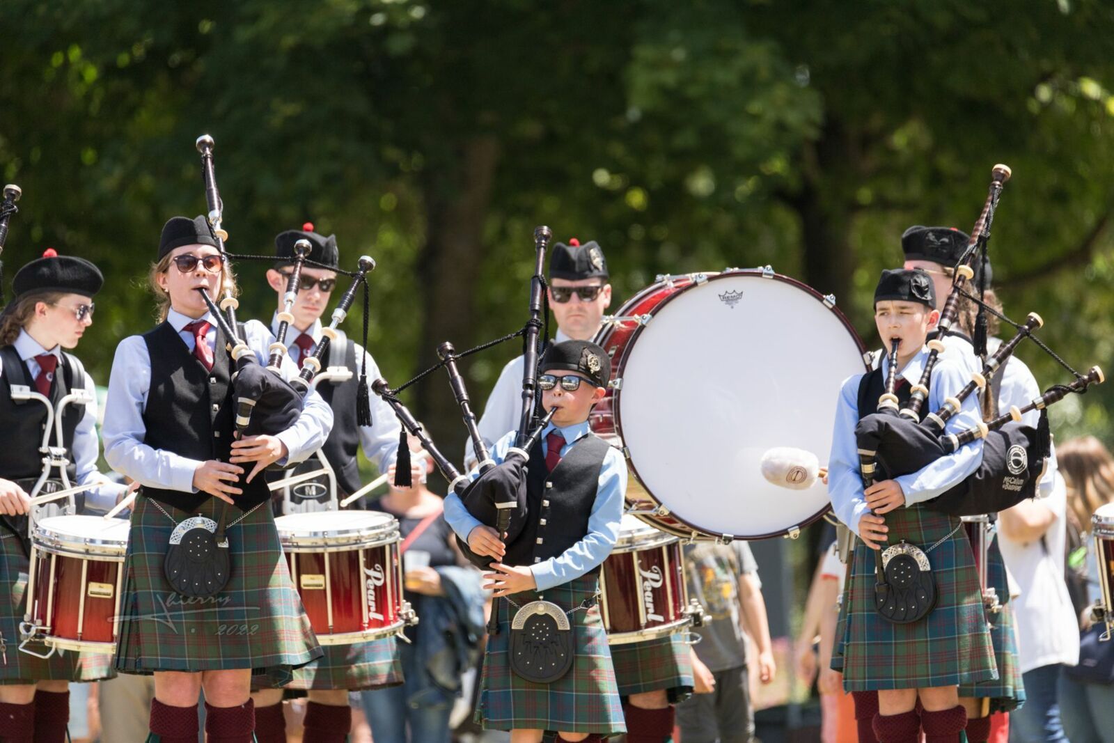 2206-110389_Highland games
