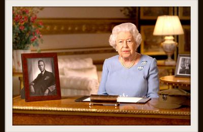 8 mai : la reine Elisabeth II appelle les Britanniques à “ne jamais perdre espoir”.