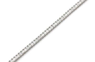 Graff, Magnifique bracelet ligne de diamants de taille émeraude