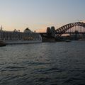005) Sydney by night