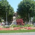 Rond-point à Salon de Provence
