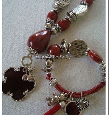 Ensemble Ethnique rouge&hellip;.