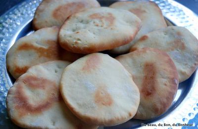 Naans à la farine d'épeautre