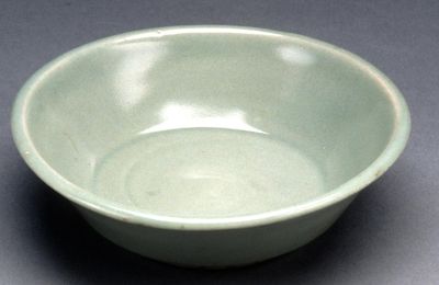 Dish, Longguan ware, Southern Song dynasty (1127-1279)