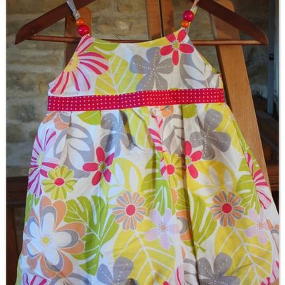 Robe boule en coton fleuri Taille 2/3 ans - 25