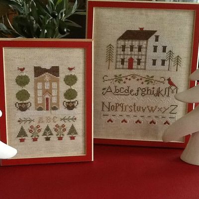 Les petites maisons sont encadrées et vont