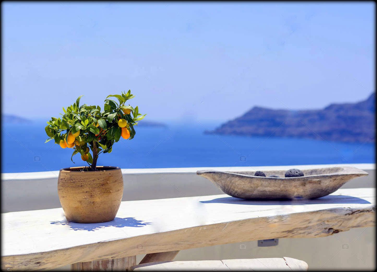 YANNIS RITSOS, MER, BLEU, ORANGER, CITRONNIER, VENT, GRECE