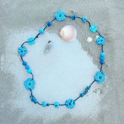 Sautoirs en fimo -- 15€