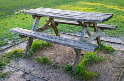 Fabrication d'une table de pique-nique pour les baroudeurs